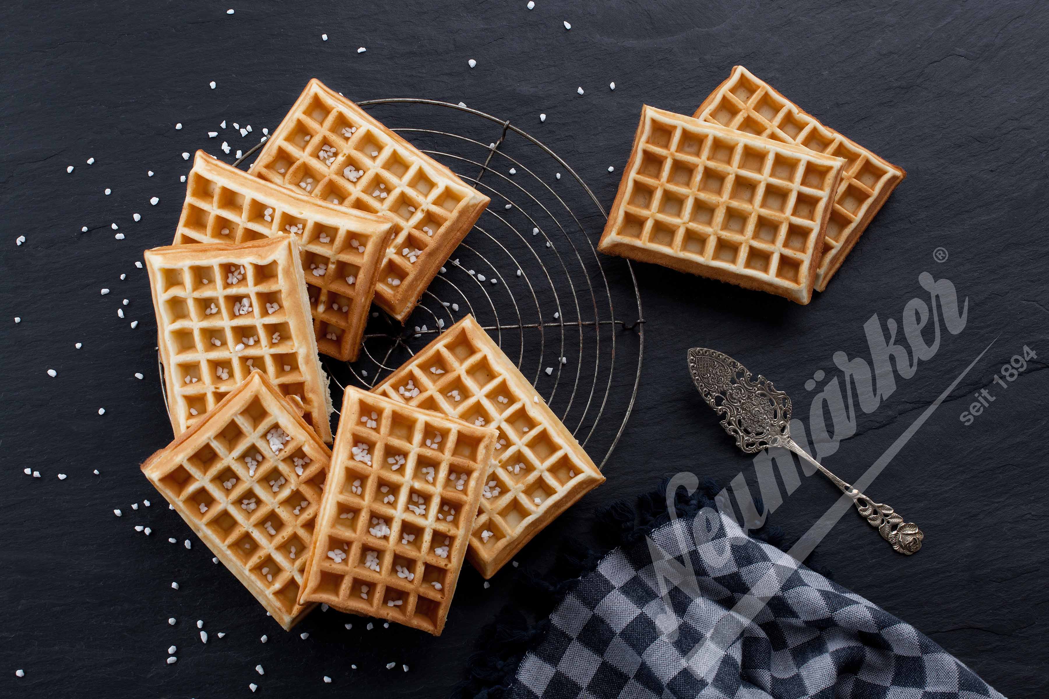 Neumärker Waffeleisen Thermocook® inkl. Lorraine Waffel Wechselplatten